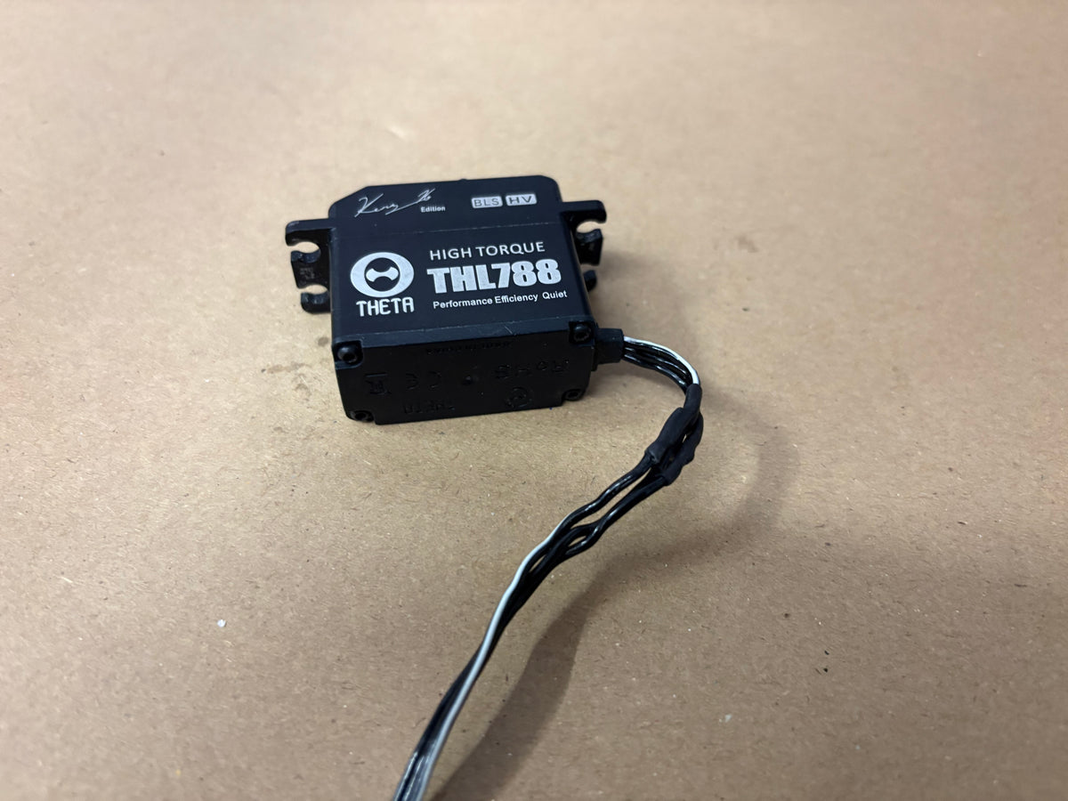 Theta THL 788 Kenny Ko servo